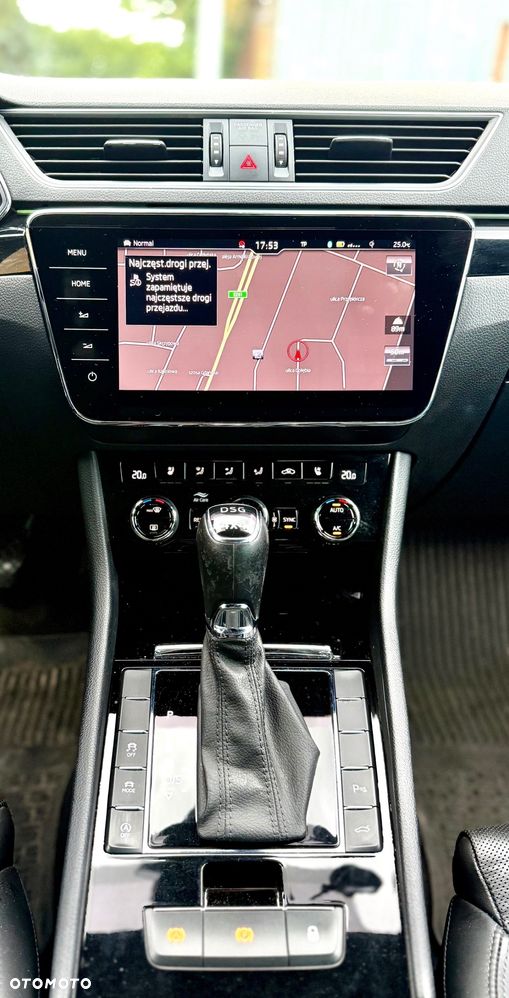 Skoda Superb 2.0 TSI 4x4 L&K DSG - 8