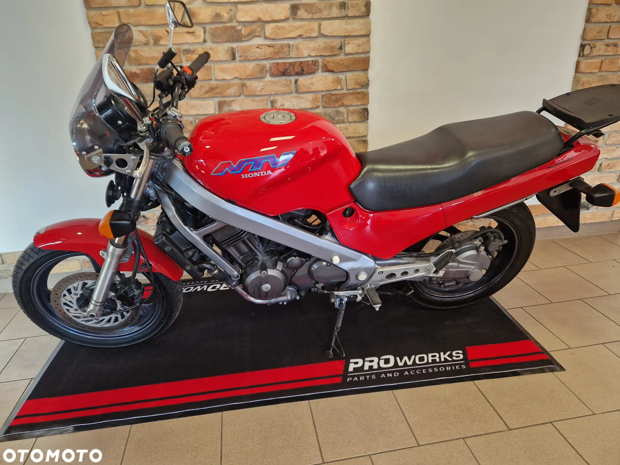 Honda NTV - 11
