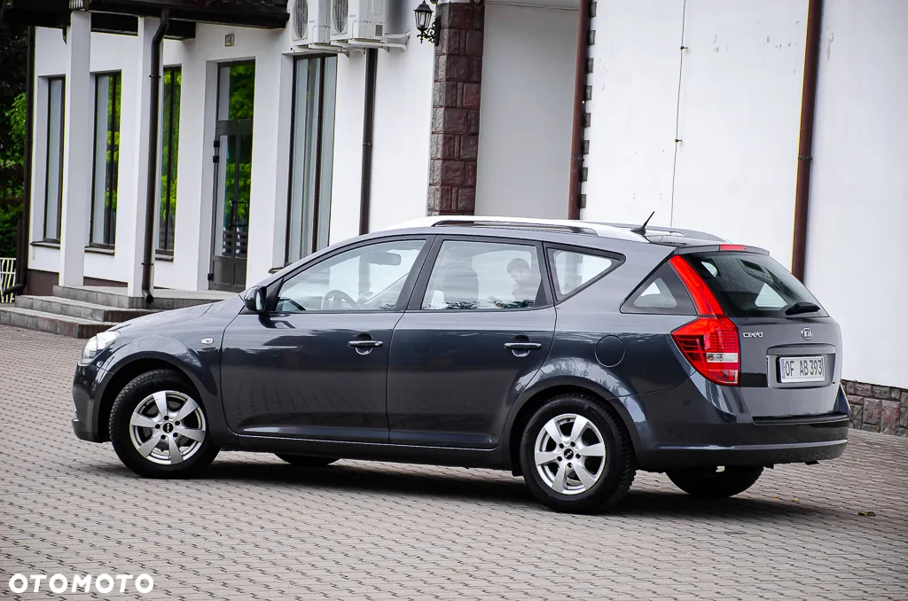 Kia Ceed 1.4 CVVT Attract - 18