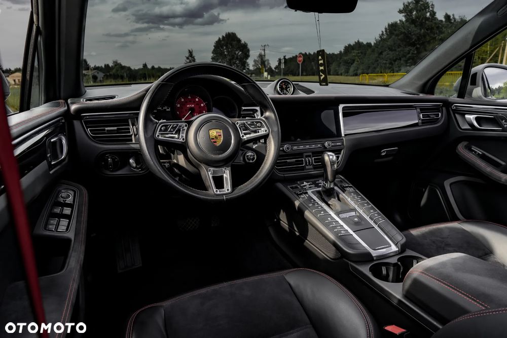 Porsche Macan GTS PDK - 12