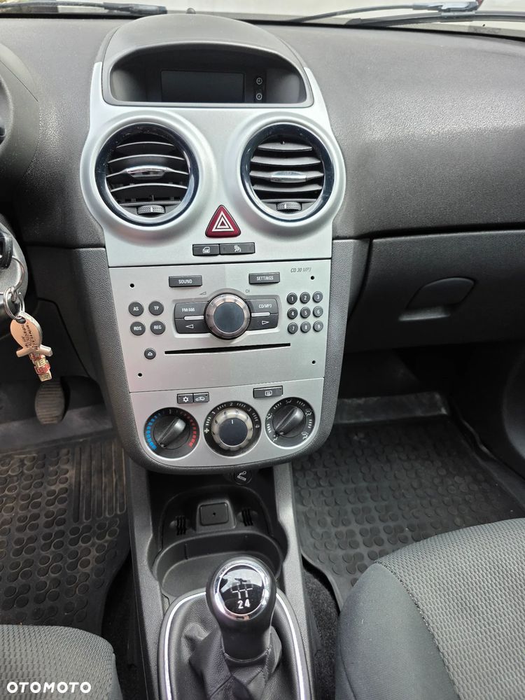 Opel Corsa - 18