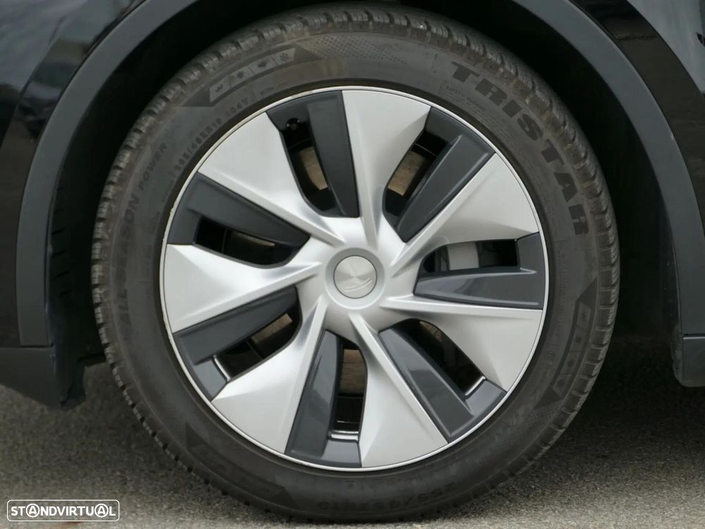 Tesla Model Y Standard - 8