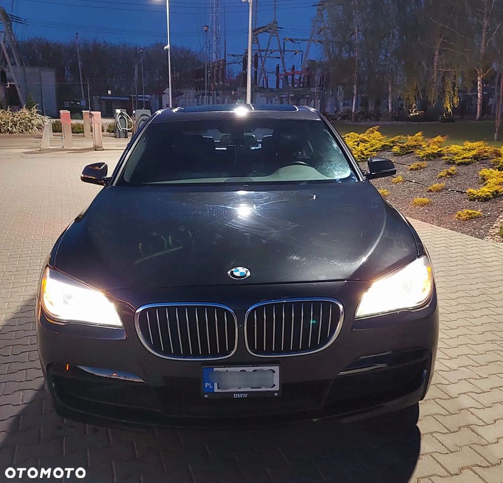 BMW Seria 7 740Li - 10