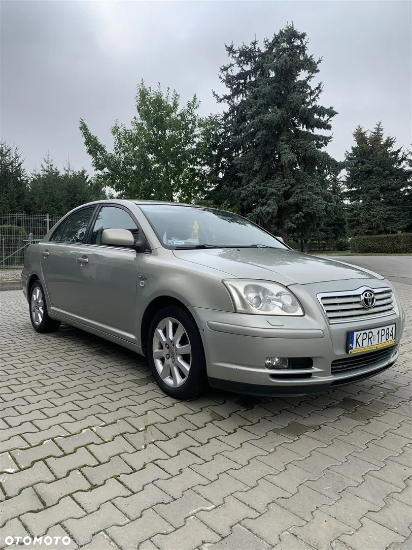 Toyota Avensis 2.2 D-4D X Premium - 2