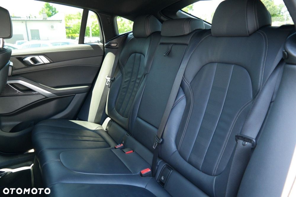 BMW X6 - 14