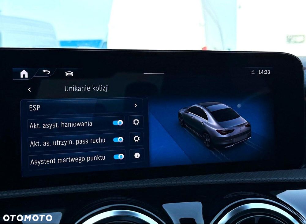 Mercedes-Benz CLA - 9