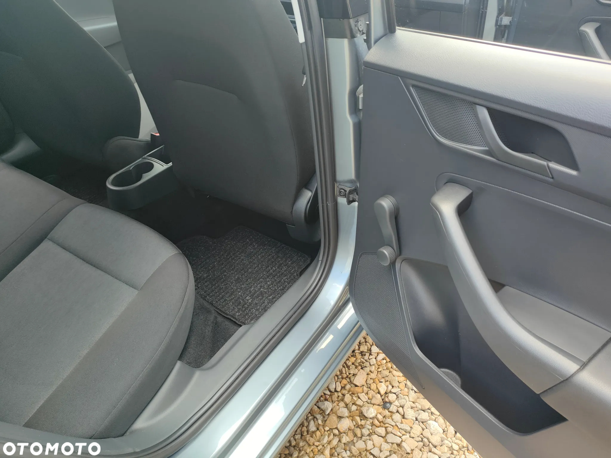 Skoda RAPID 1.2 TSI Active - 19