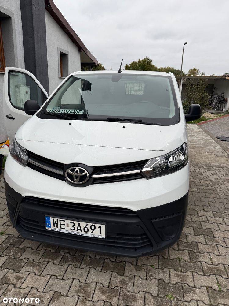 Toyota Proace - 1