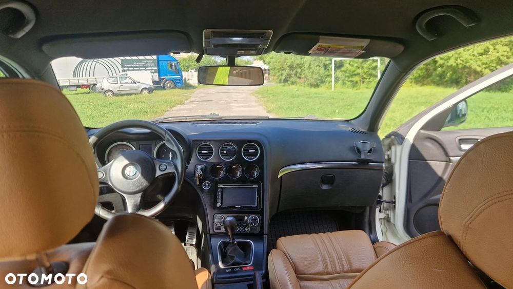Alfa Romeo 159 2.0JTDM Sport Plus - 13