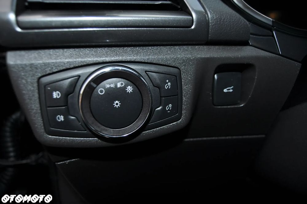 Ford Mondeo 2.0 EcoBlue Titanium - 15