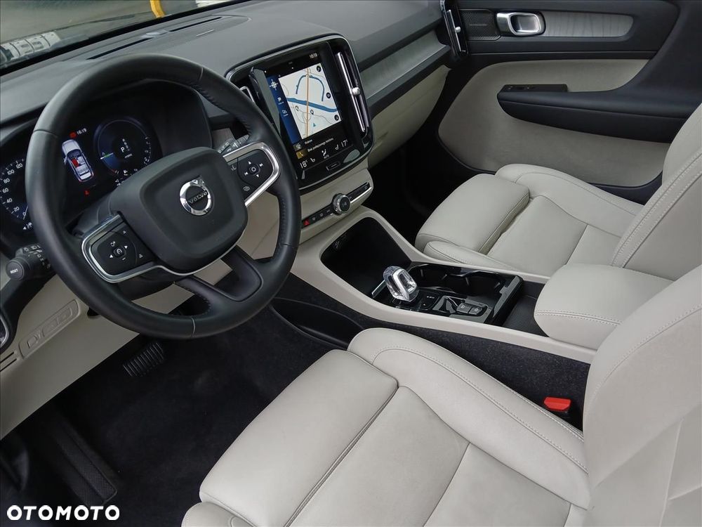 Volvo XC 40 - 8