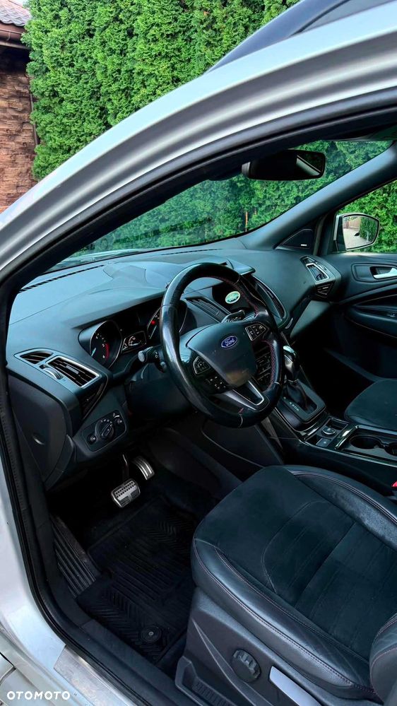 Ford Kuga - 5