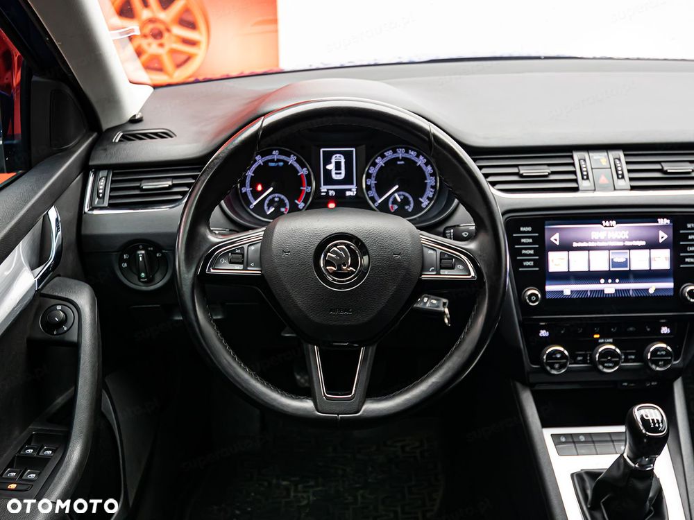 Skoda Octavia 1.4 TSI Ambition - 11