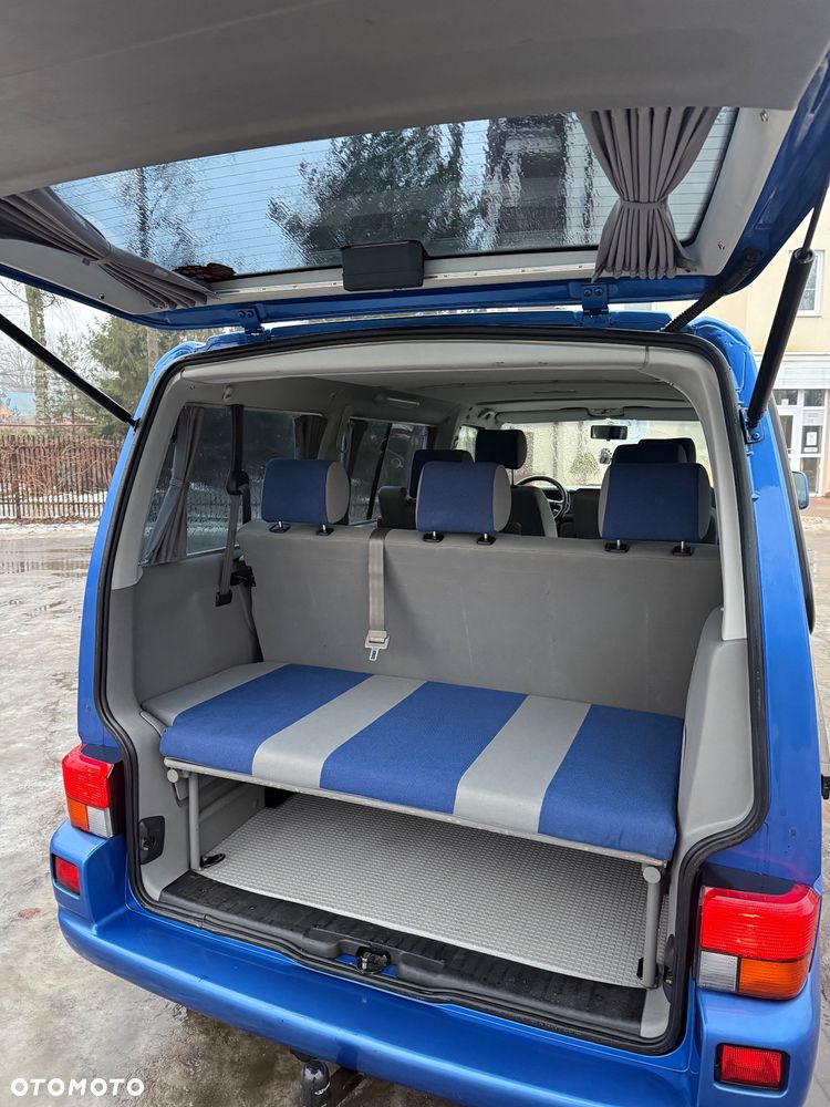Volkswagen Multivan - 7