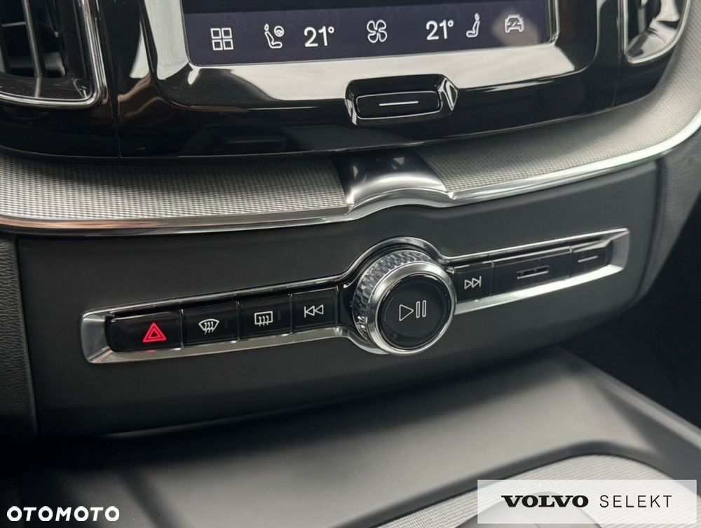 Volvo XC 60 - 21