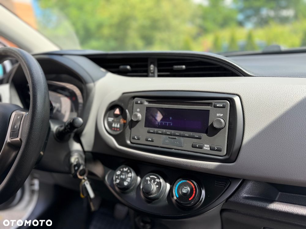 Toyota Yaris - 19