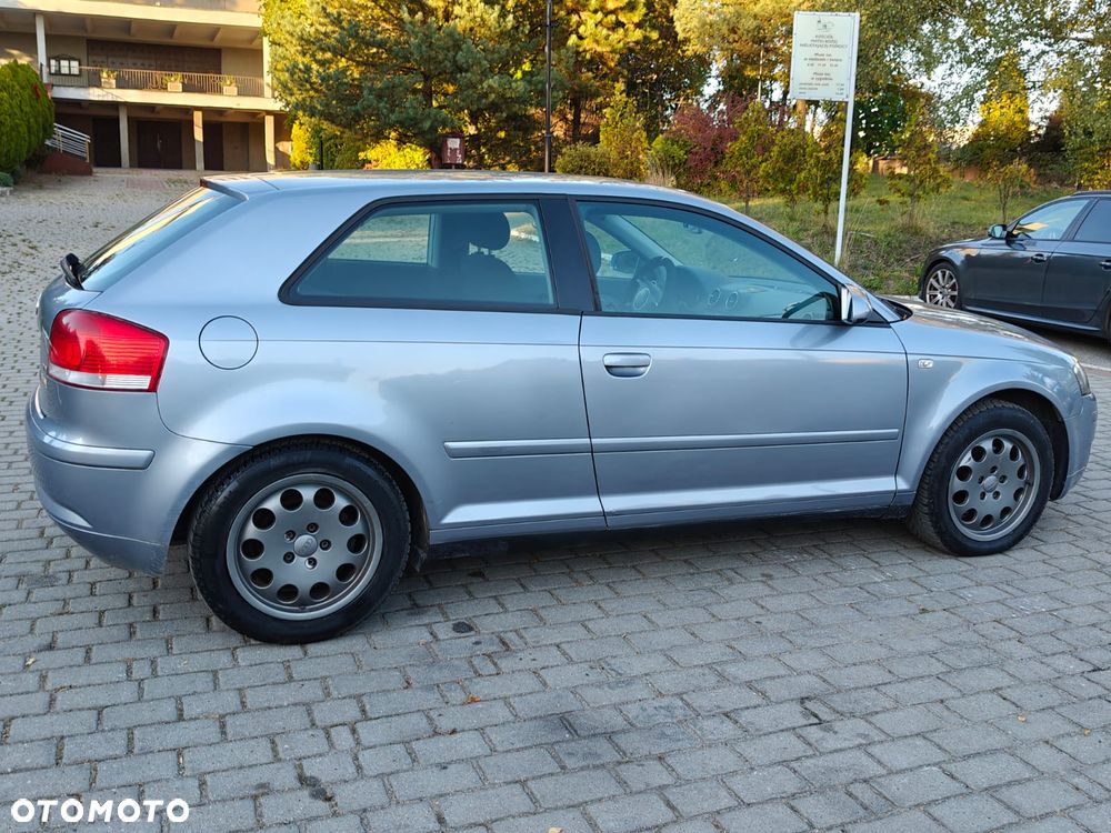 Audi A3 3-drzwiowe 1.9 TDI DPF Ambiente - 25