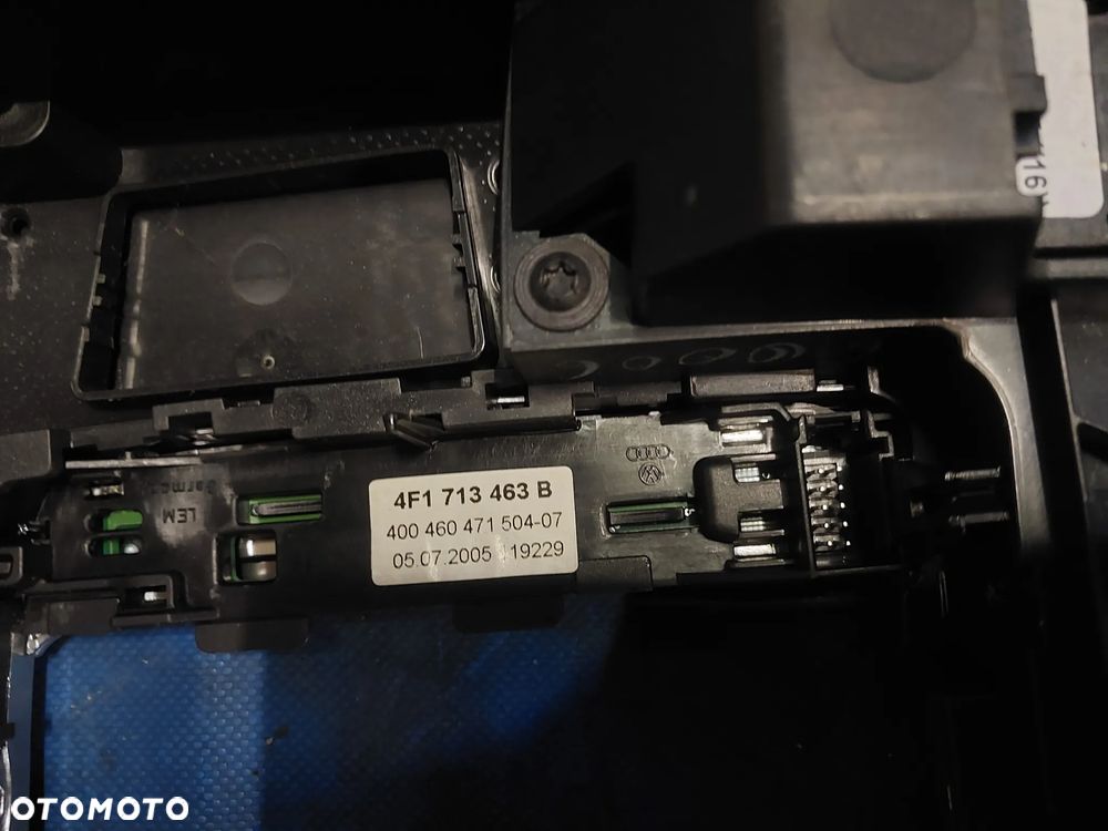 Tunel środkowy sterownik MMI Audi A6 C6 KOMPLETNY 4F1862533 Schowek cupholder 4F1857951C Panel podświetlenie biegów 4F1713463B dźwignia dźwigienka włącznik hamulca ręcznego - 4