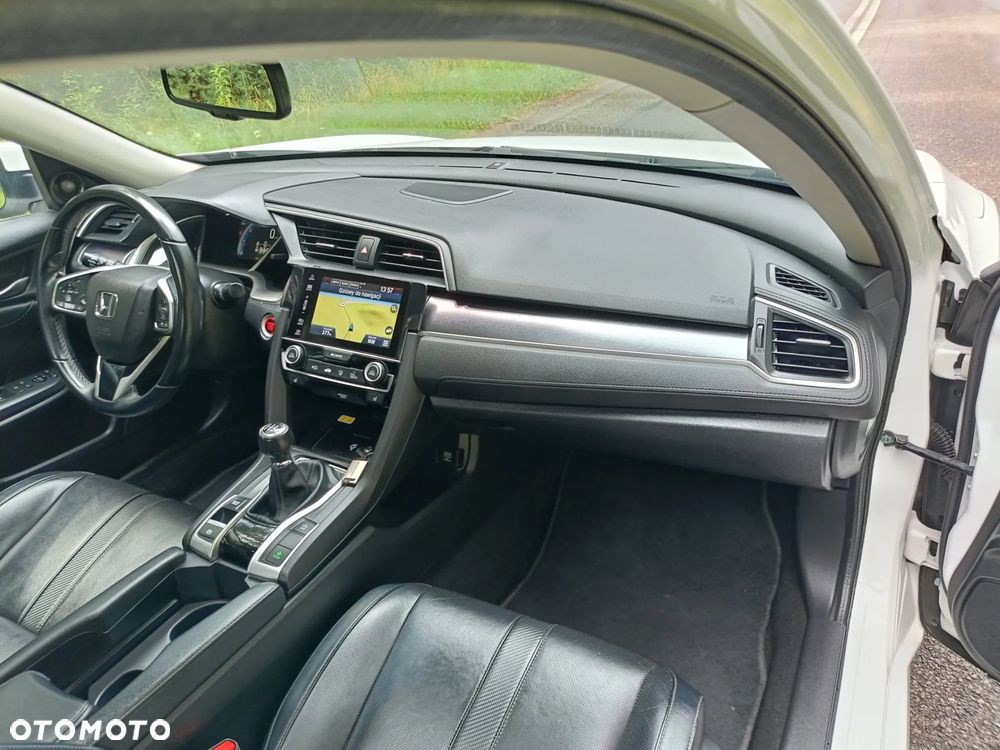 Honda Civic 1.5 T Prestige (Navi) - 11