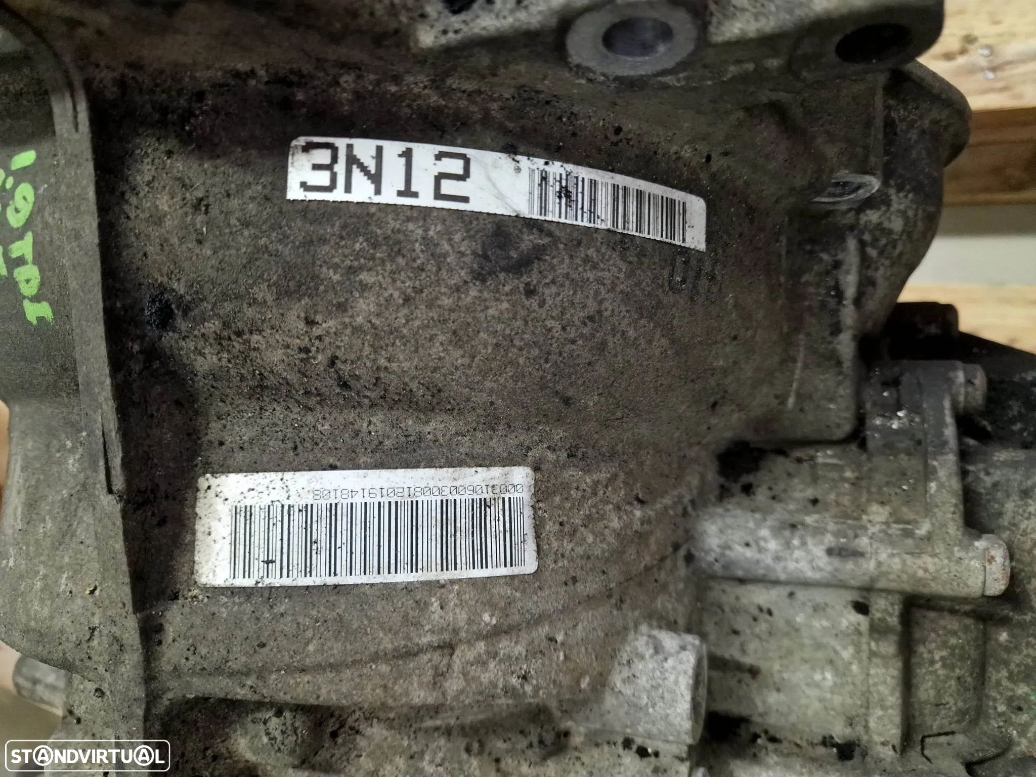 Caixa de 6 velocidades VW Passat 1.9 TDI ref EYF - 4