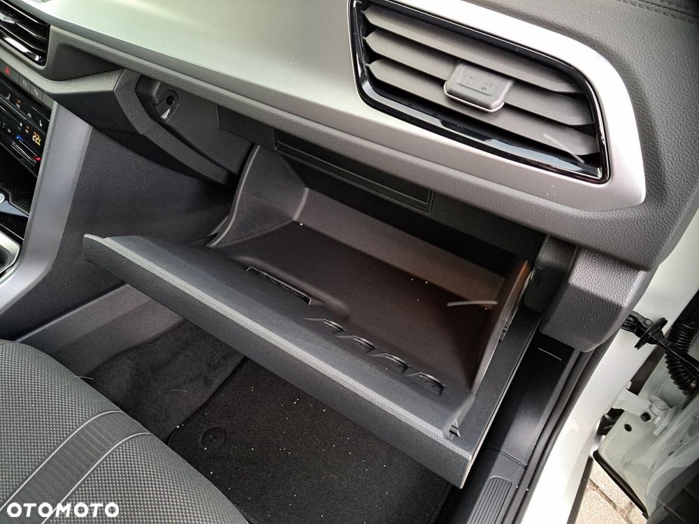 Volkswagen T-Roc 1.5 TSI Life Plus DSG - 29