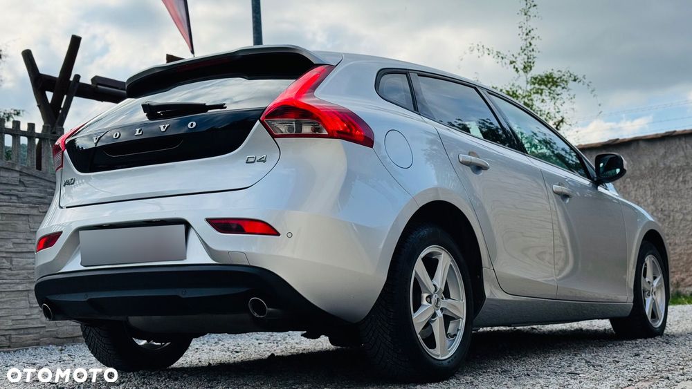 Volvo V40 D4 Inscription - 23