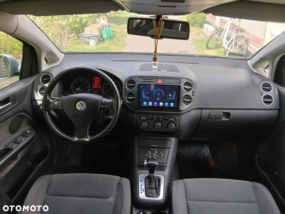 Volkswagen Golf Plus - 8
