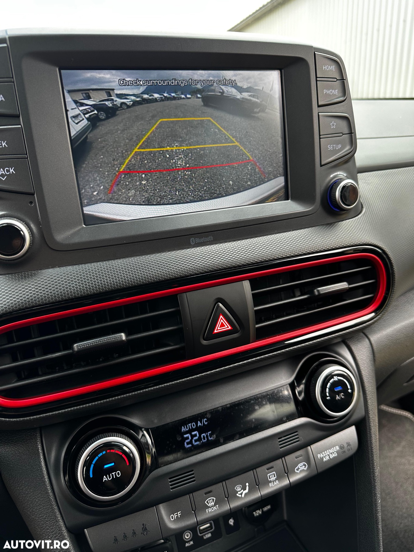 Hyundai KONA 1.0 T-GDI 2WD Premium + - 16