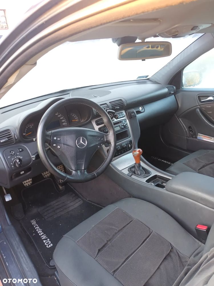 Mercedes-Benz Klasa C 180 Kompressor - 4