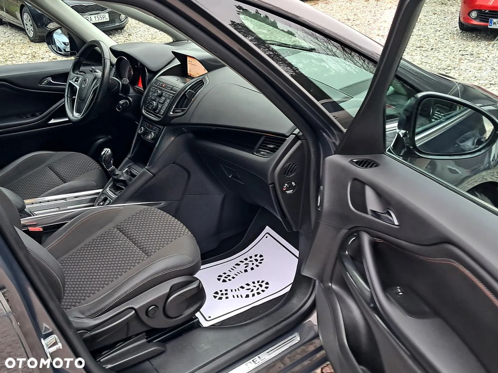 Opel Zafira 1.4 Turbo Business Innovation - 19