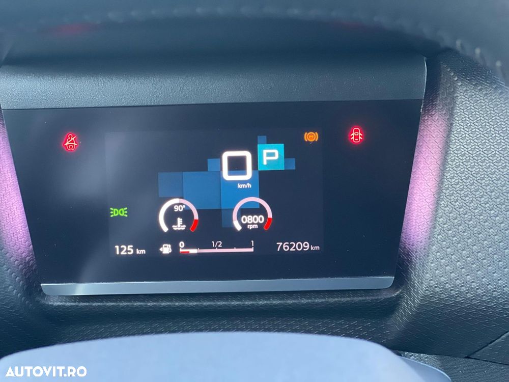 Citroën C4 1.2 PureTech S&S EAT8 Shine - 23