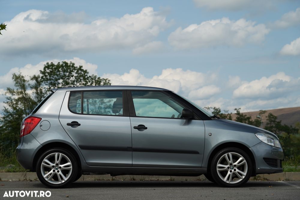 Skoda Fabia 1.2 HTP Active - 19