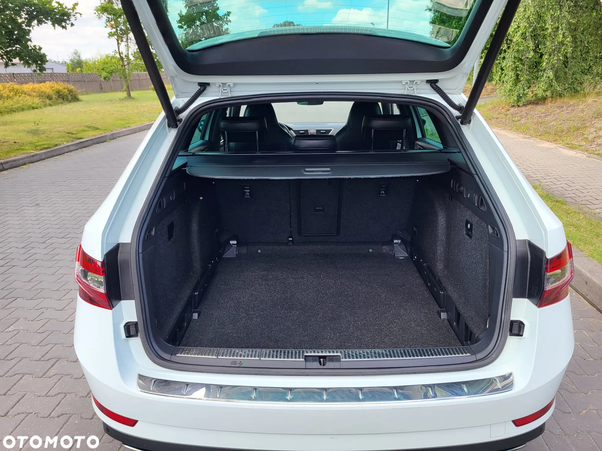 Skoda Superb 2.0 TSI 4x4 DSG Sportline - 18
