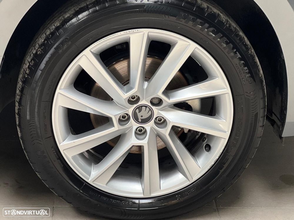 Skoda Kamiq 1.0 TSI Style DSG - 9