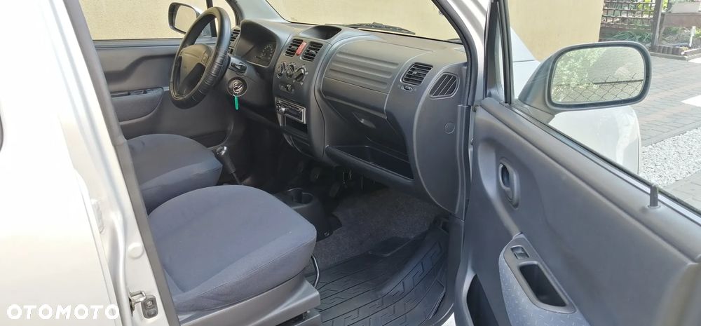 Suzuki Wagon R+ - 8