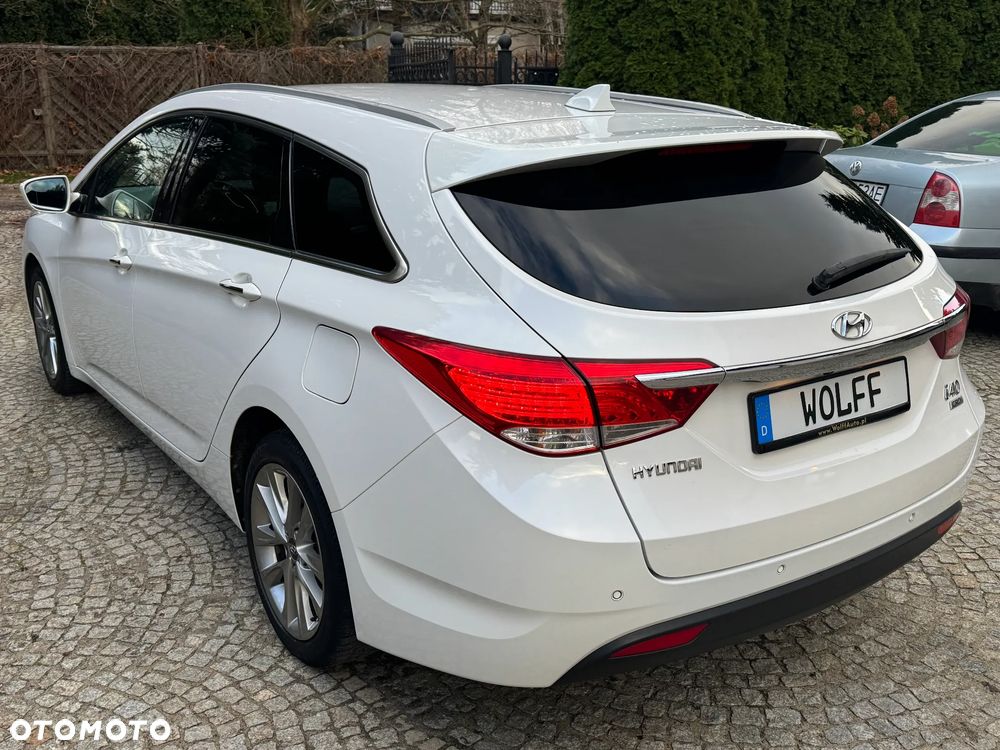 Hyundai i40 i40cw 1.7 CRDi Automatik Fifa World Cup Edition - 3