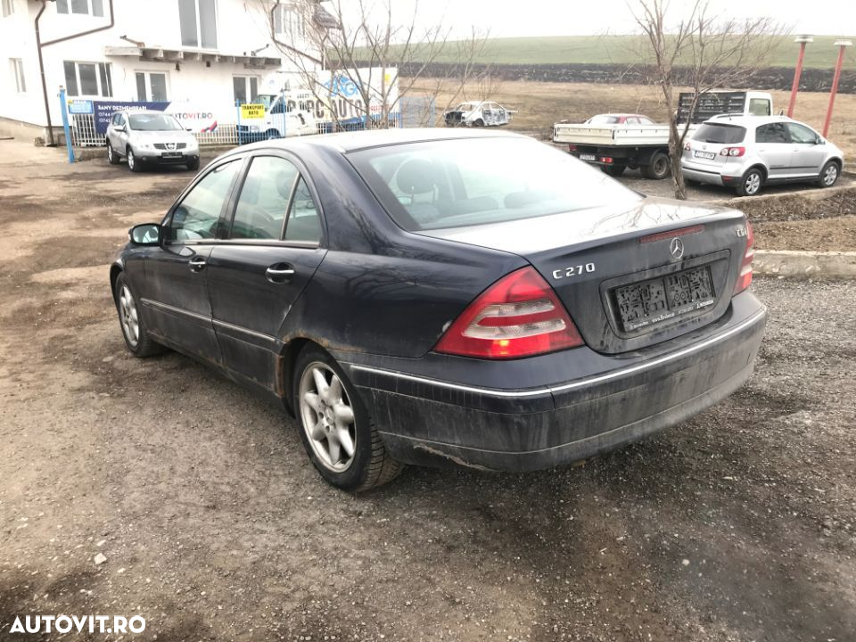 Dezmembrez piese Mercedes C-classe Class 2003 - 6