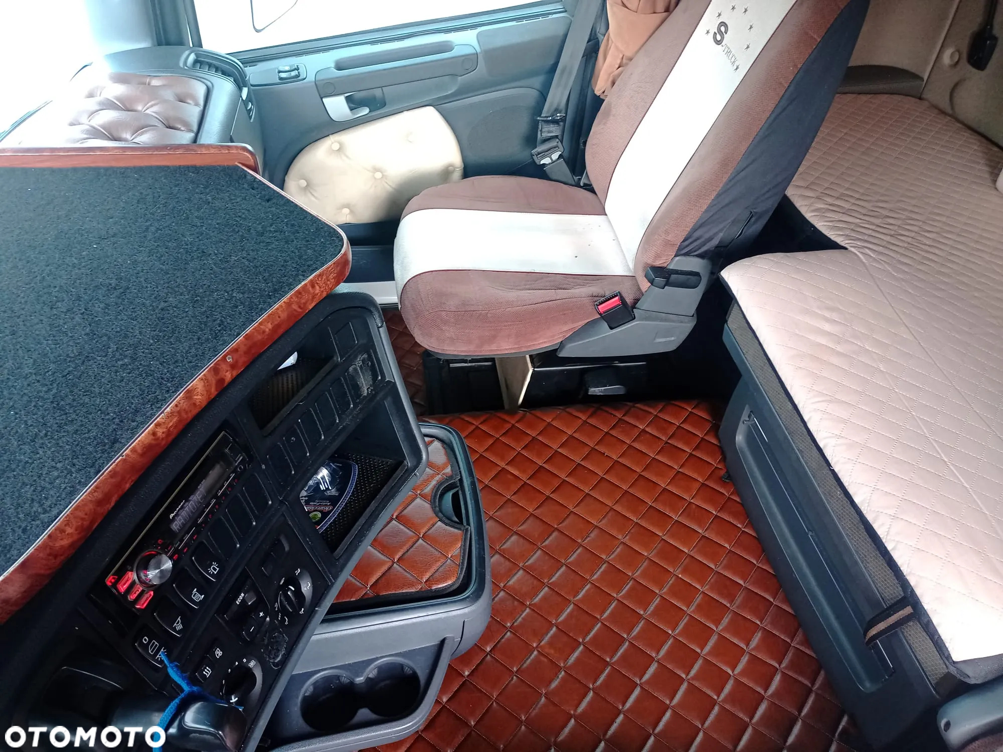 Scania 480 - 8