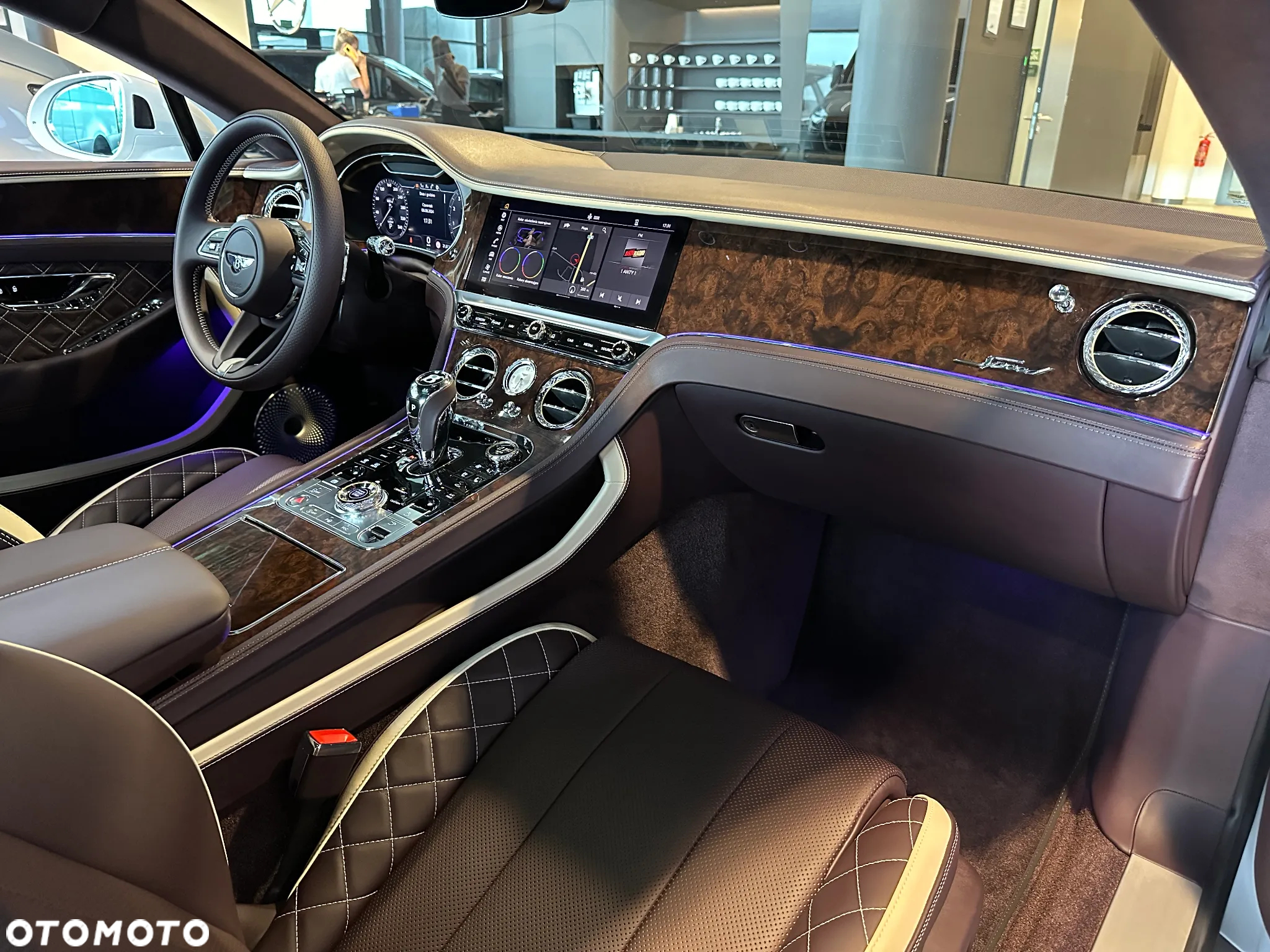 Bentley Continental GT Speed - 12
