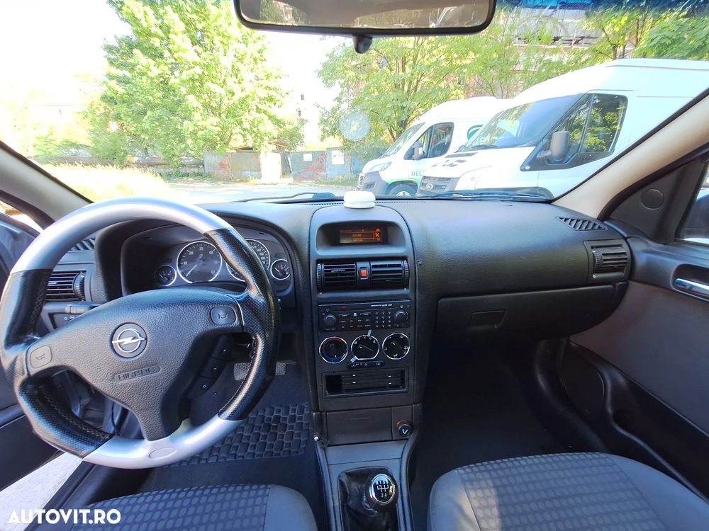 Opel Astra - 17