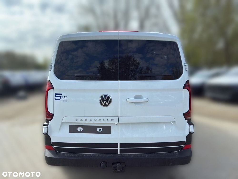Volkswagen Caravelle - 6