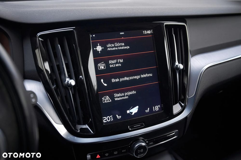 Volvo V60 B3 B Plus Dark - 29