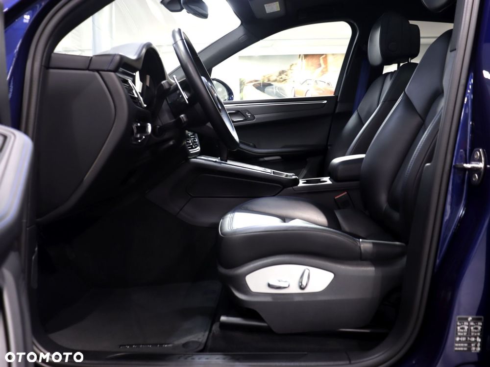 Porsche Macan Standard - 17