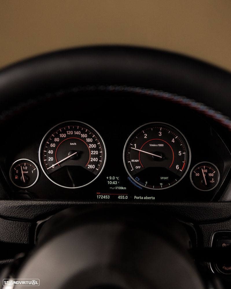 BMW 318 d xDrive Sport Line - 11