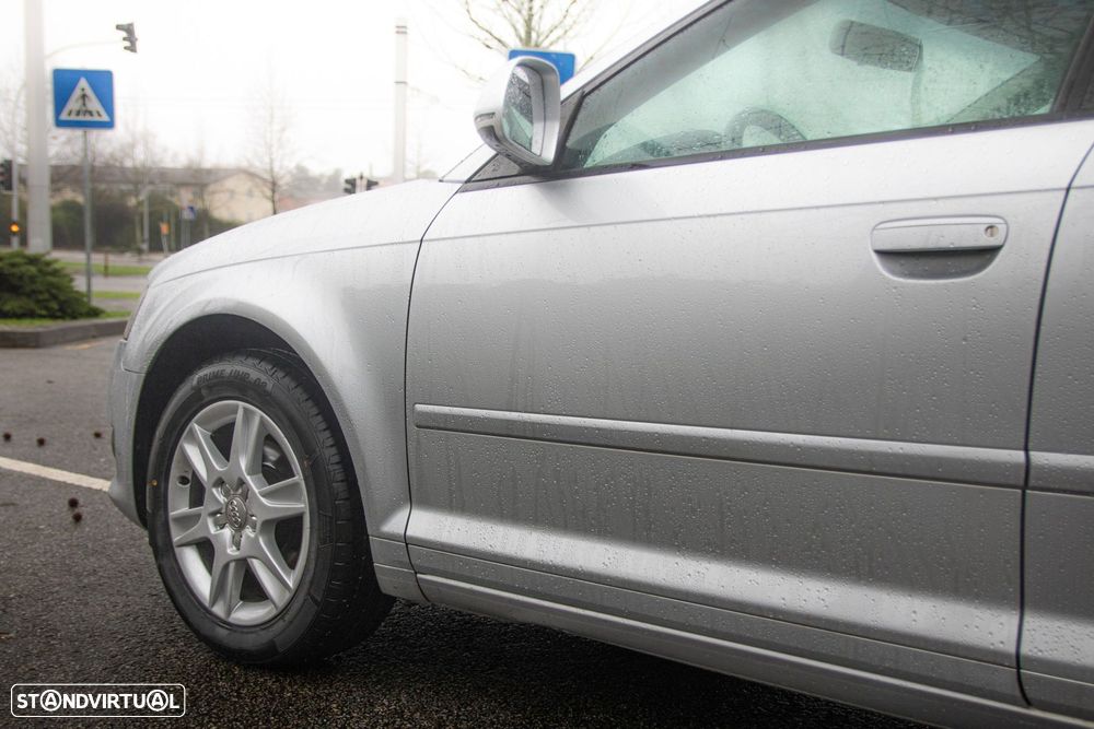 Audi A3 Sportback 1.6 TDI Attraction - 33