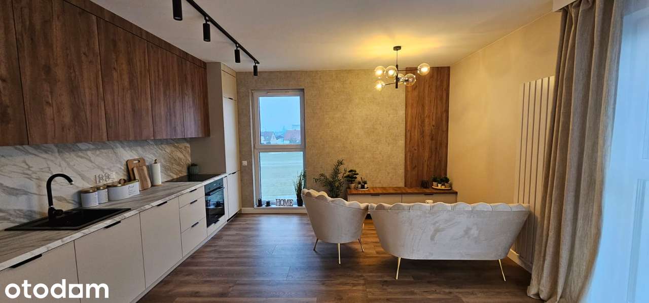 Apartament z ogromnym (77m2) tarasem na dachu, wykończony i wyposażony