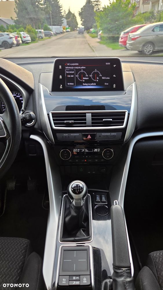Mitsubishi Eclipse Cross 1.5 T GPF Invite Plus - 17
