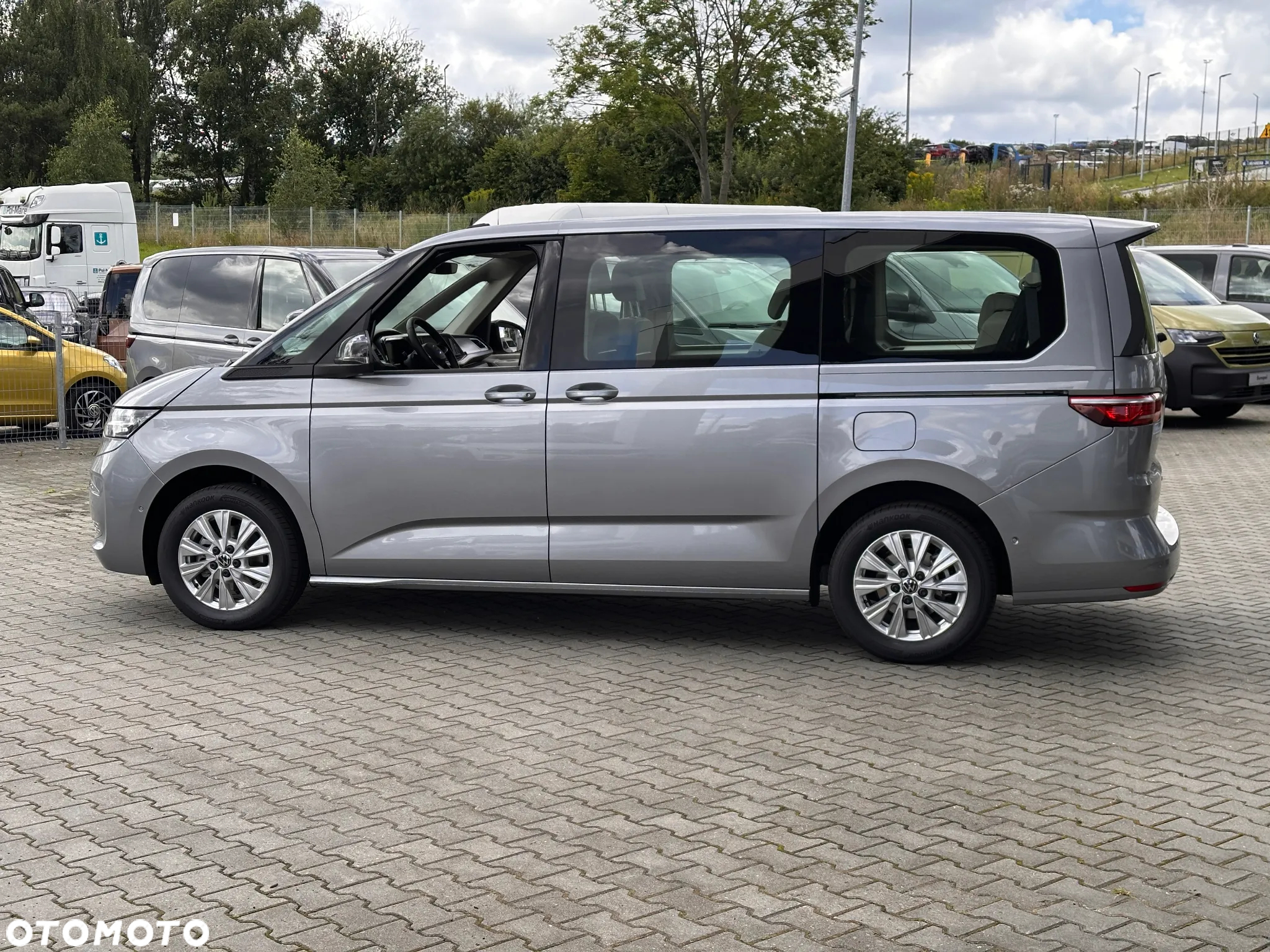 Volkswagen Multivan 2.0 TDI L2 Family DSG - 4