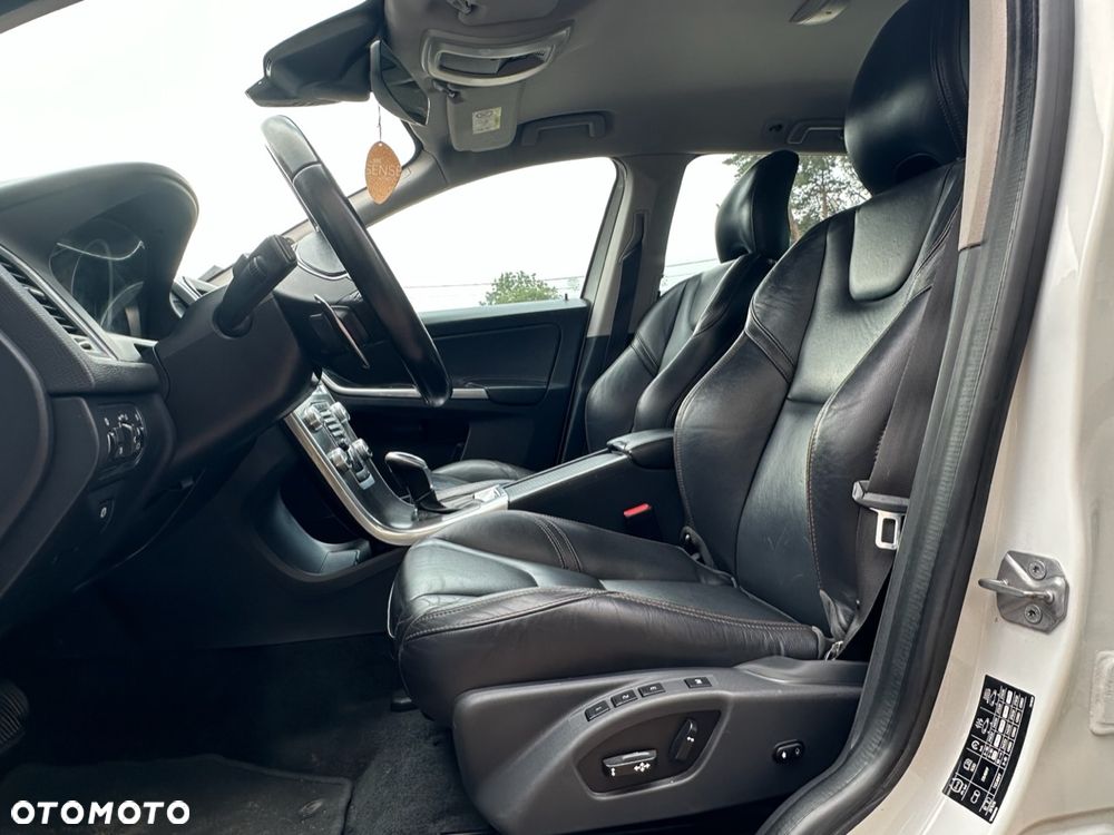 Volvo XC 60 - 11