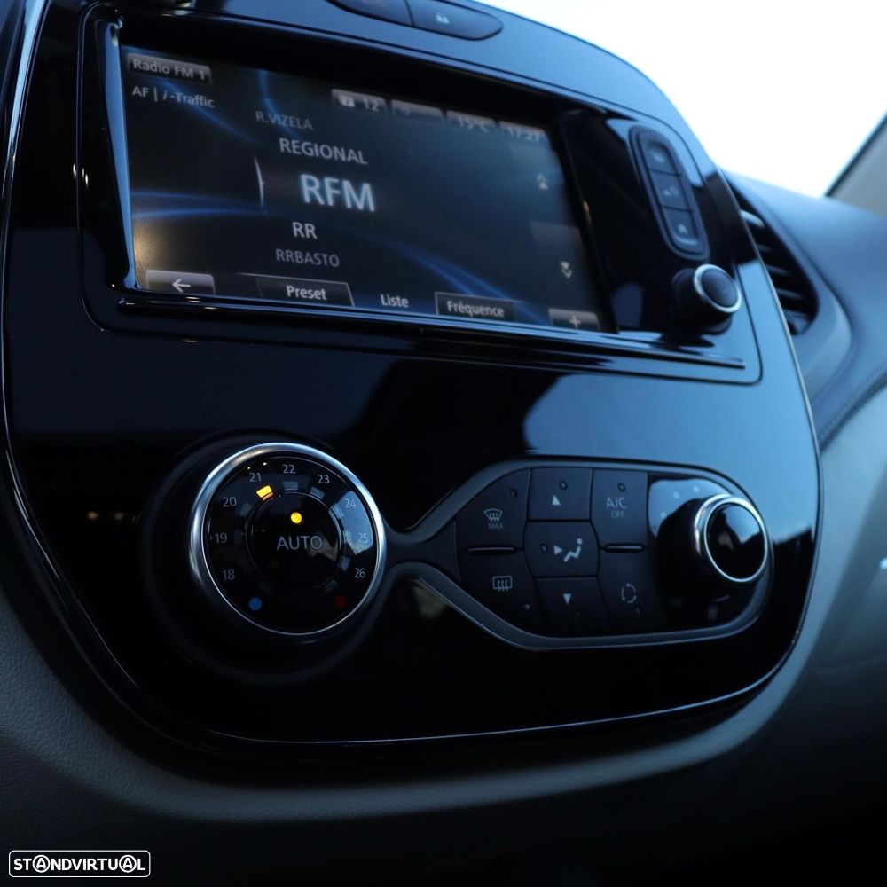 Renault Captur 1.3 TCe Initiale Paris EDC - 23